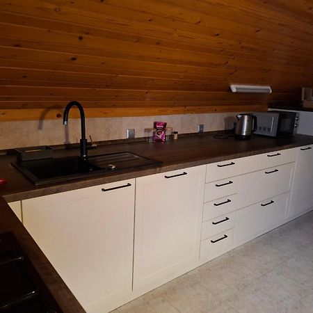 Apartma Cvrsta Trojka Jesenice Buitenkant foto