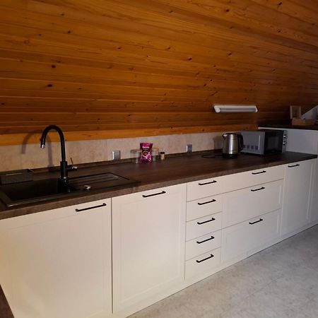 Apartma Cvrsta Trojka Jesenice Buitenkant foto
