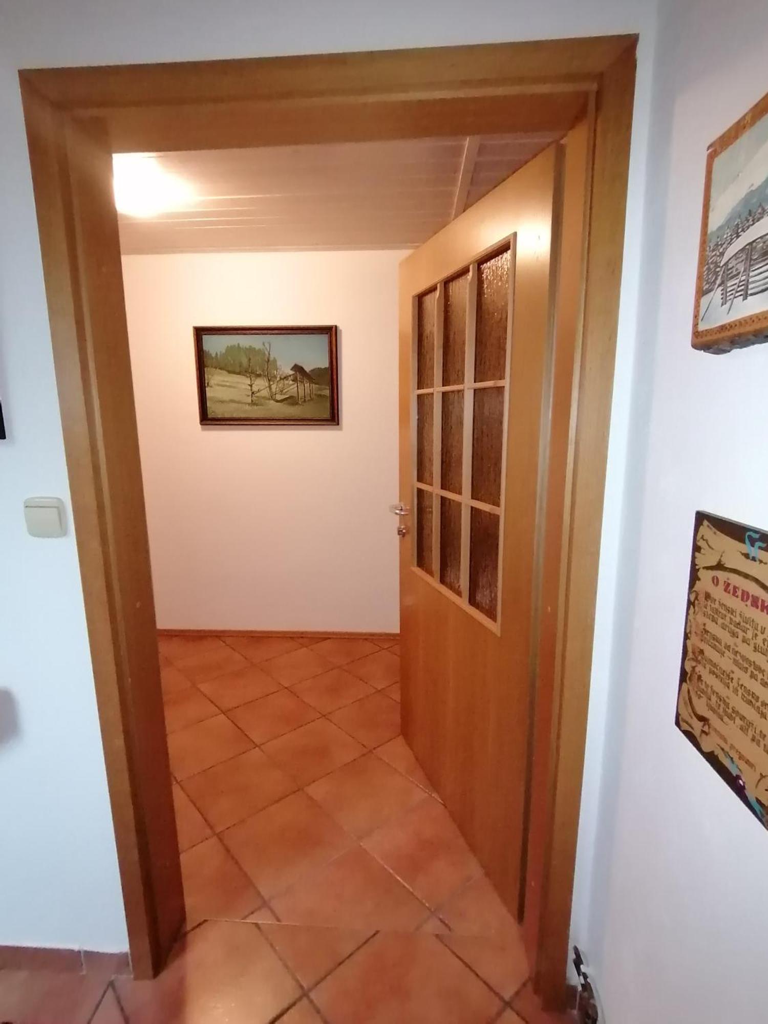 Apartma Cvrsta Trojka Jesenice Buitenkant foto