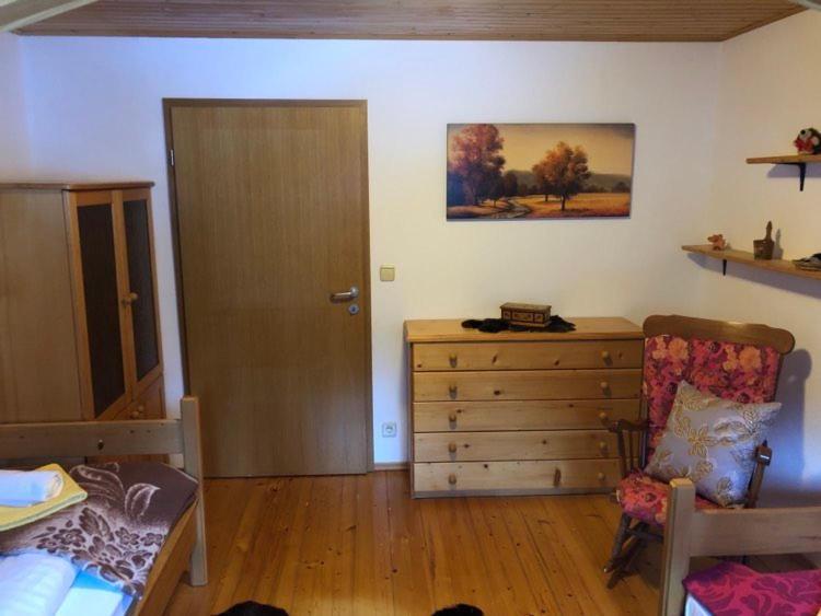 Apartma Cvrsta Trojka Jesenice Buitenkant foto