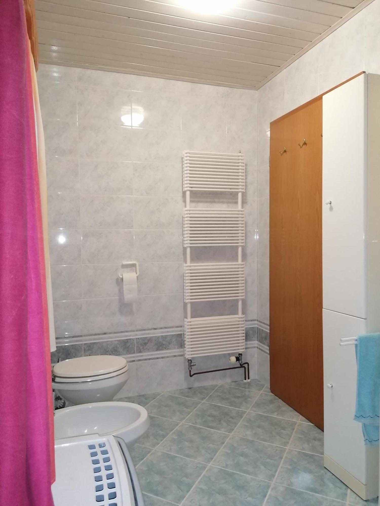 Apartma Cvrsta Trojka Jesenice Buitenkant foto