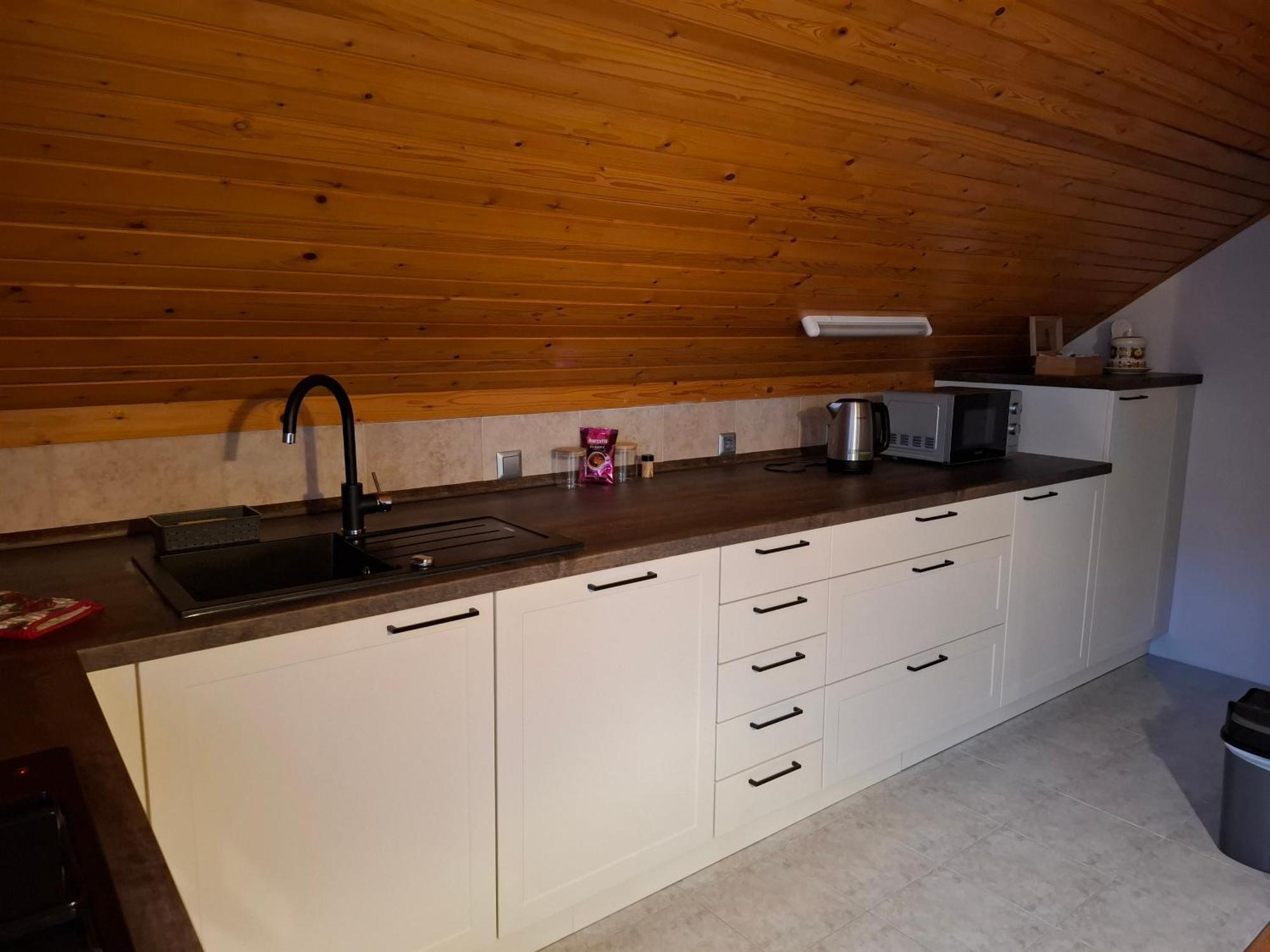 Apartma Cvrsta Trojka Jesenice Buitenkant foto